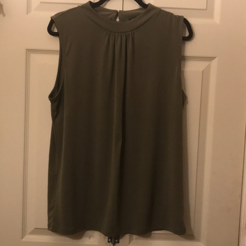 Banana republic olive green blouse
